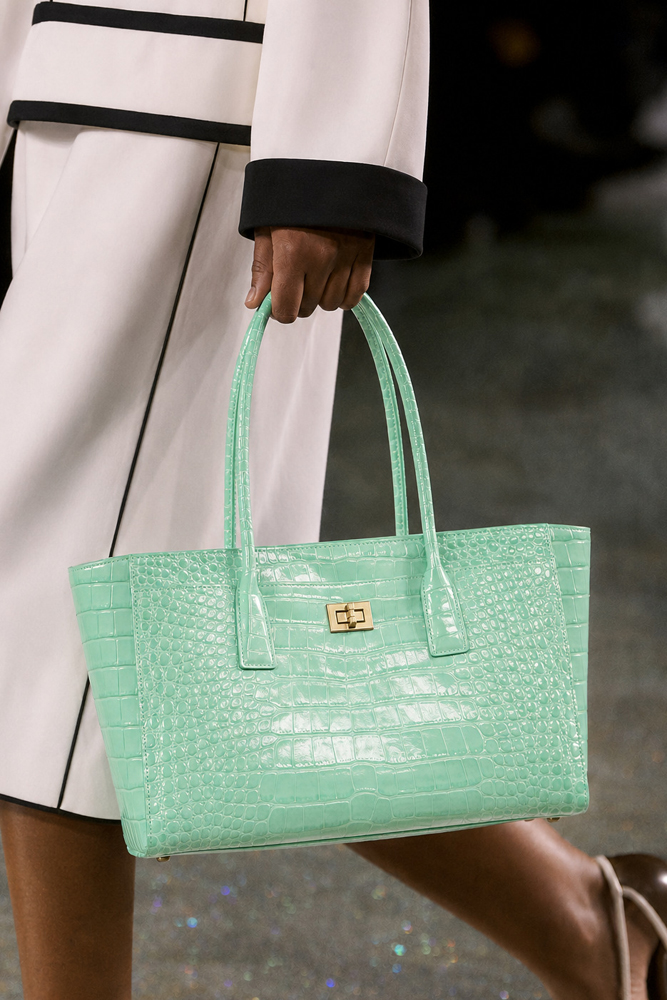 SHELKSBAG Glossy Crocodile Emb - огляд і ціна Leather Work Handbags For Women